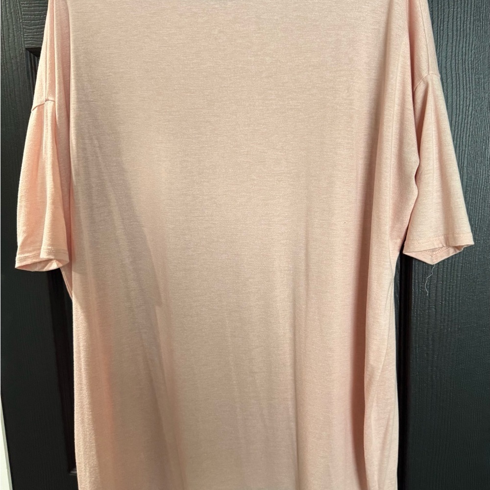 LuLaRoe Women's Pink Tunic Top - Picture 3 of 3